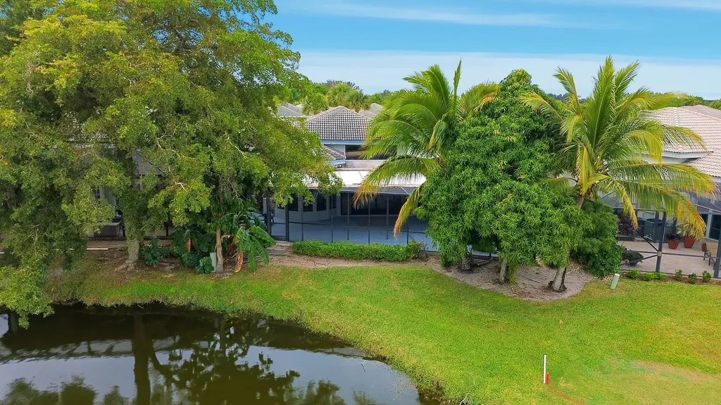 10106 Spyglass Way Boca Raton FL 33498