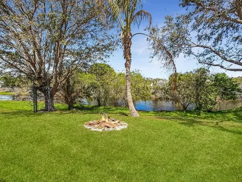 117 SW Glenwood Drive Port St Lucie FL 34984