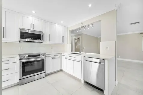 322 Cedar Key Circle Atlantis FL 33462