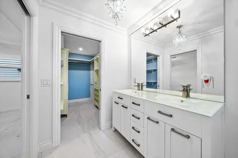 322 Cedar Key Circle Atlantis FL 33462