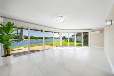 322 Cedar Key Circle Atlantis FL 33462