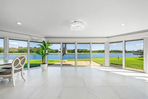 322 Cedar Key Circle Atlantis FL 33462