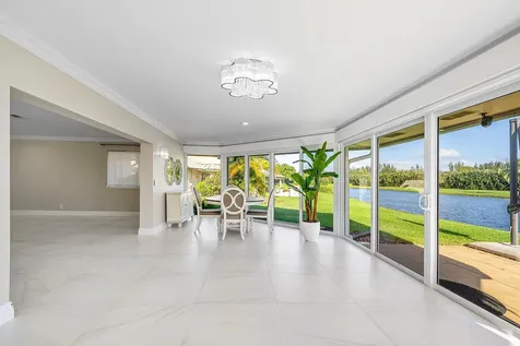 322 Cedar Key Circle Atlantis FL 33462