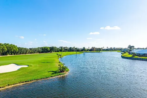 322 Cedar Key Circle Atlantis FL 33462