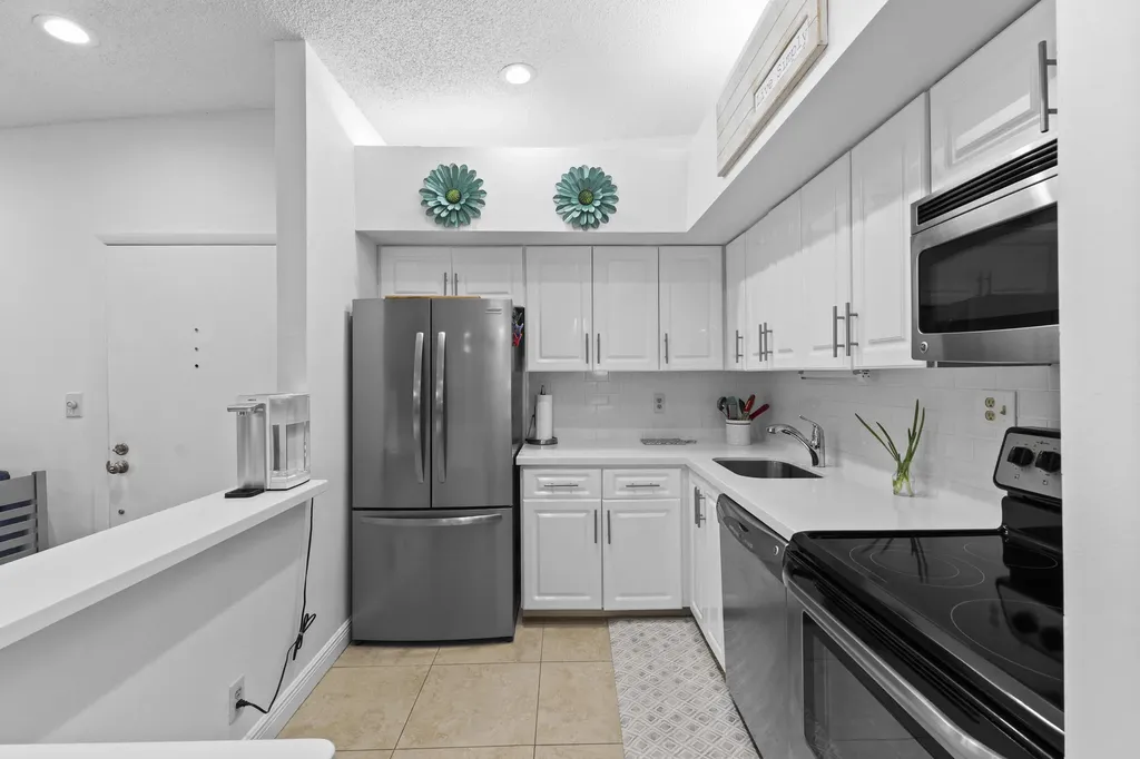 15492 Lakes Of Delray Boulevard Delray Beach FL 33484