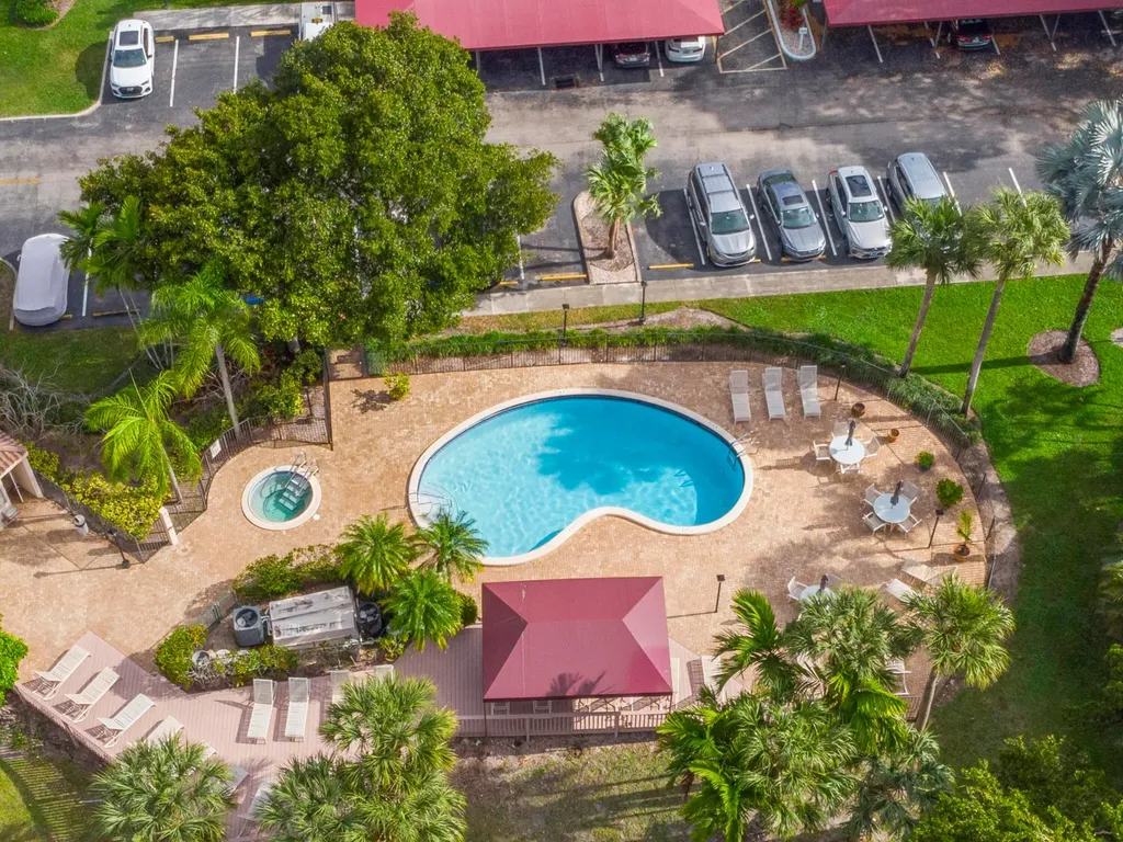 7460 La Paz Boulevard Boca Raton FL 33433
