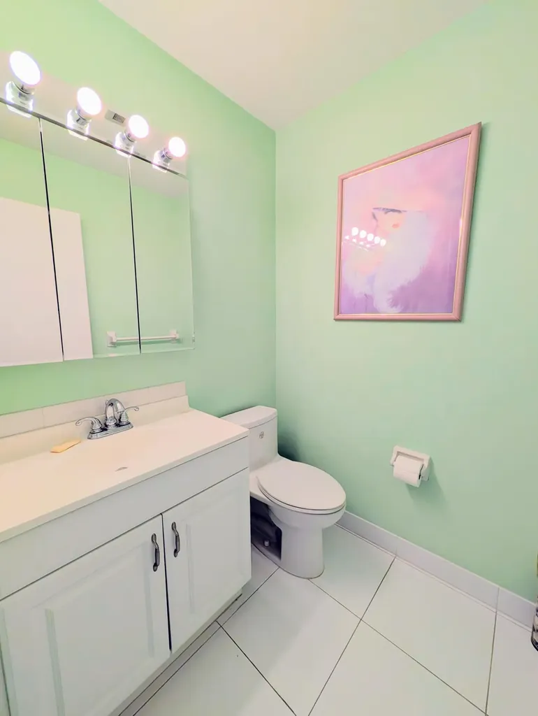 160 High Point Terrace E Delray Beach FL 33445