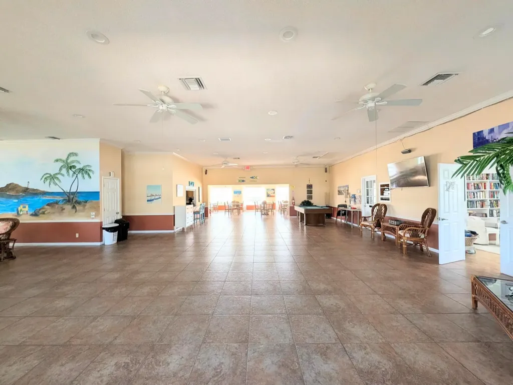 160 High Point Terrace E Delray Beach FL 33445
