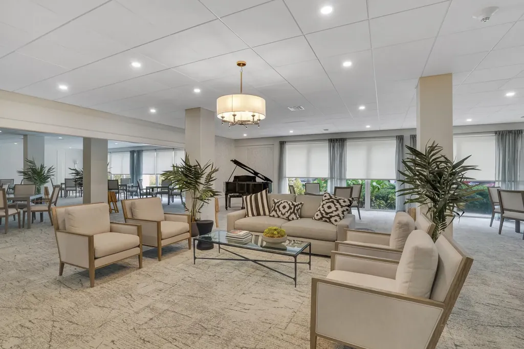 2295 S Ocean Boulevard Palm Beach FL 33480