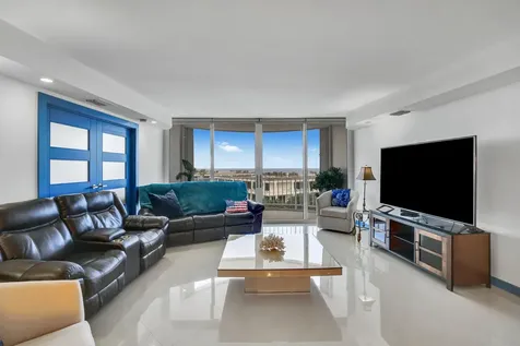 2295 S Ocean Boulevard Palm Beach FL 33480