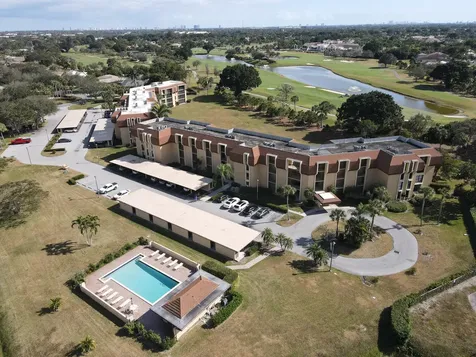 5390 Woodland Lakes Drive Palm Beach Gardens FL 33418