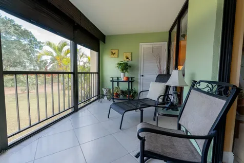 5390 Woodland Lakes Drive Palm Beach Gardens FL 33418