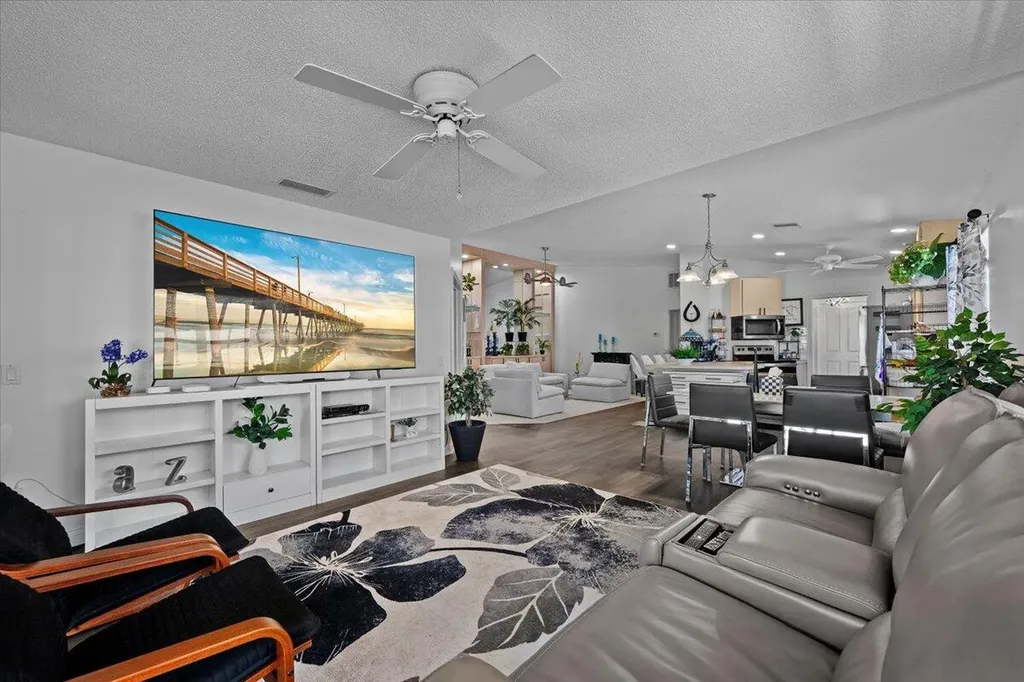 205 Brier Circle Jupiter FL 33458