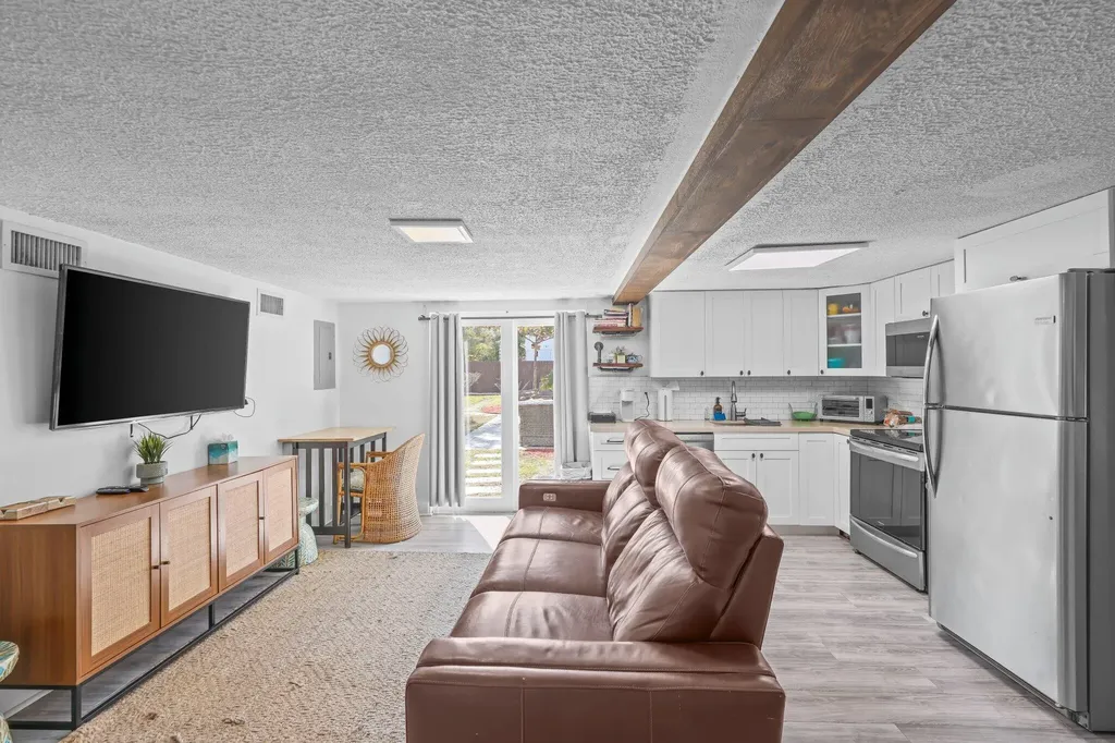 812 S N Street Lake Worth Beach FL 33460