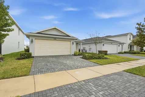 6381 NW Leafmore Lane Port St Lucie FL 34987