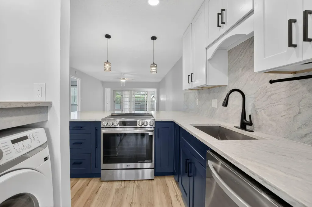 2401 Del Aire Boulevard Delray Beach FL 33445