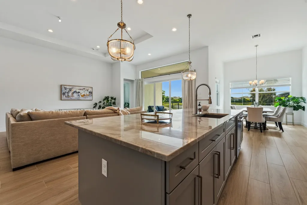 10036 Seagrass Way Palm Beach Gardens FL 33412