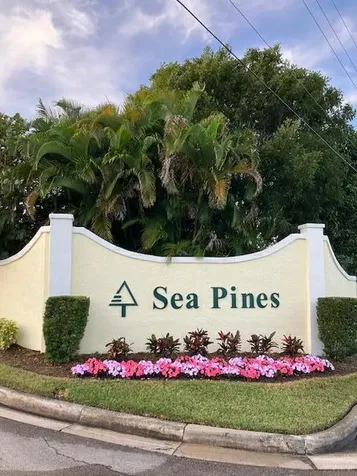 11079 SE Sea Pines Circle Hobe Sound FL 33455