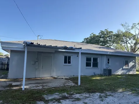 2417 Saint Lucie Boulevard Fort Pierce FL 34946