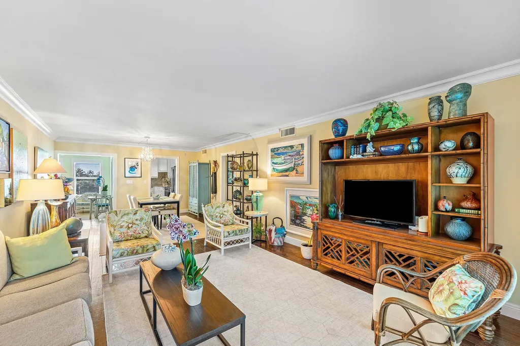 800 E Camino Real Boca Raton FL 33432