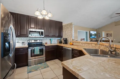 212 Deerwood Lane Fort Pierce FL 34947