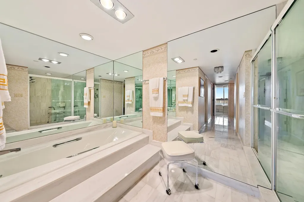 100 Lakeshore Drive North Palm Beach FL 33408