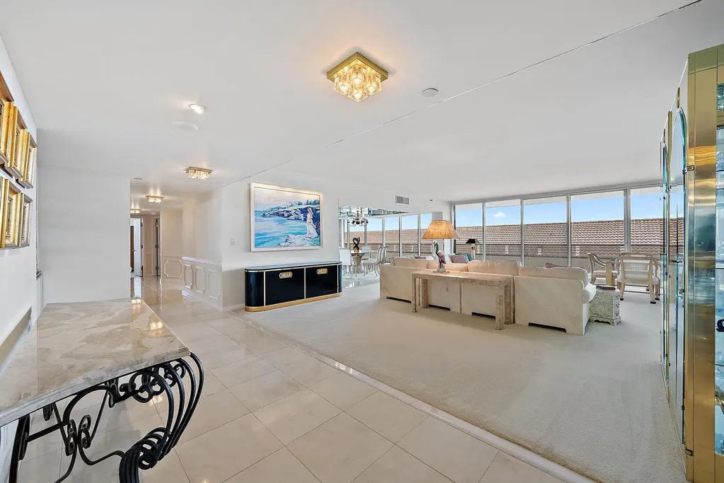 100 Lakeshore Drive North Palm Beach FL 33408