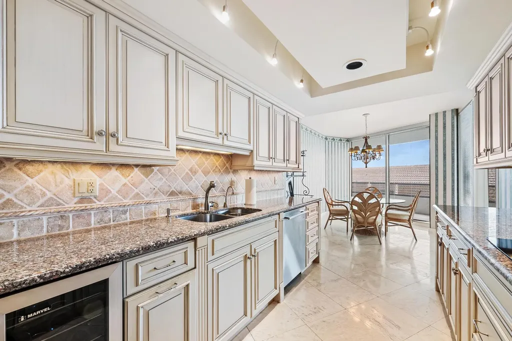100 Lakeshore Drive North Palm Beach FL 33408