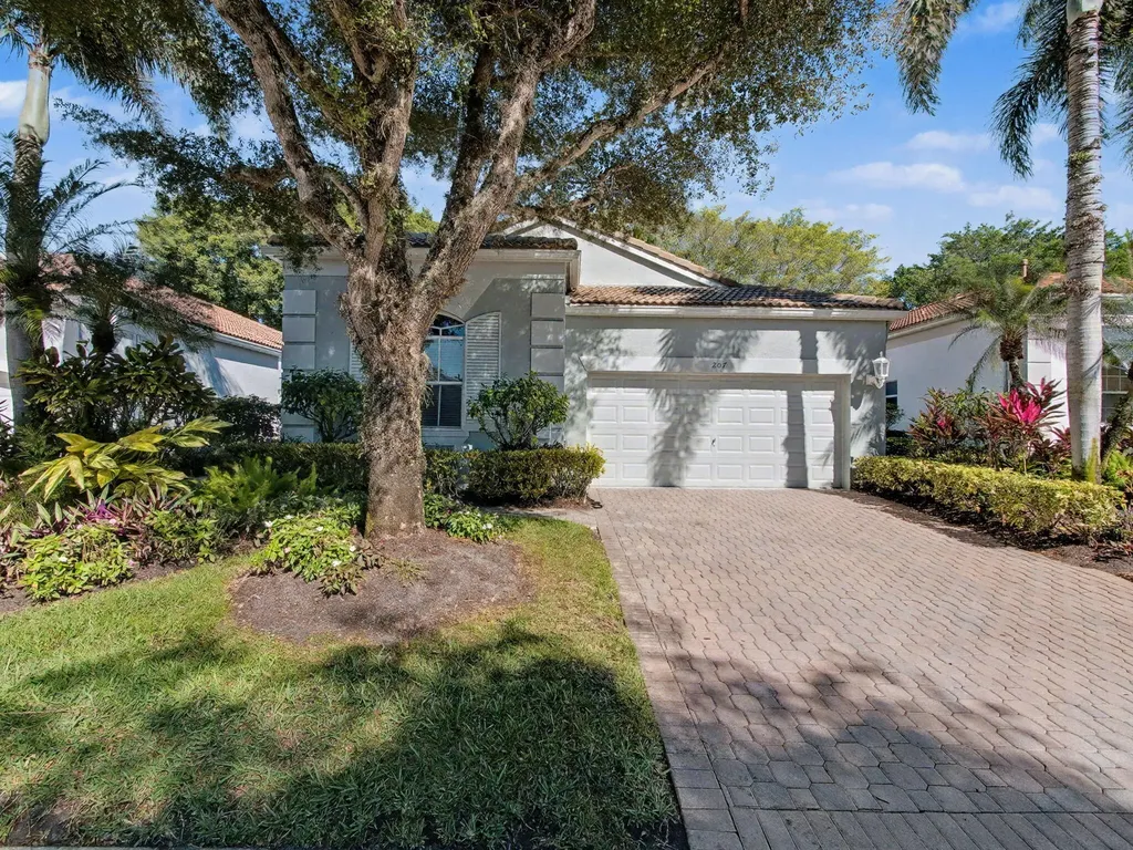 207 Sunset Bay Court Palm Beach Gardens FL 33418