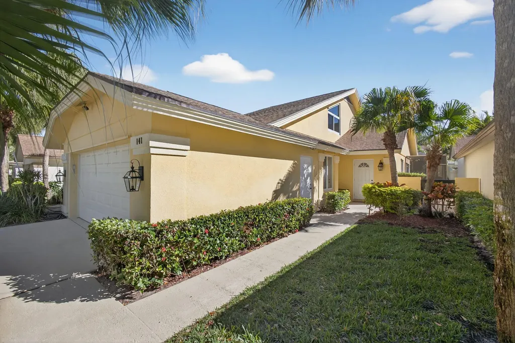 141 Cape Pointe Circle Jupiter FL 33477