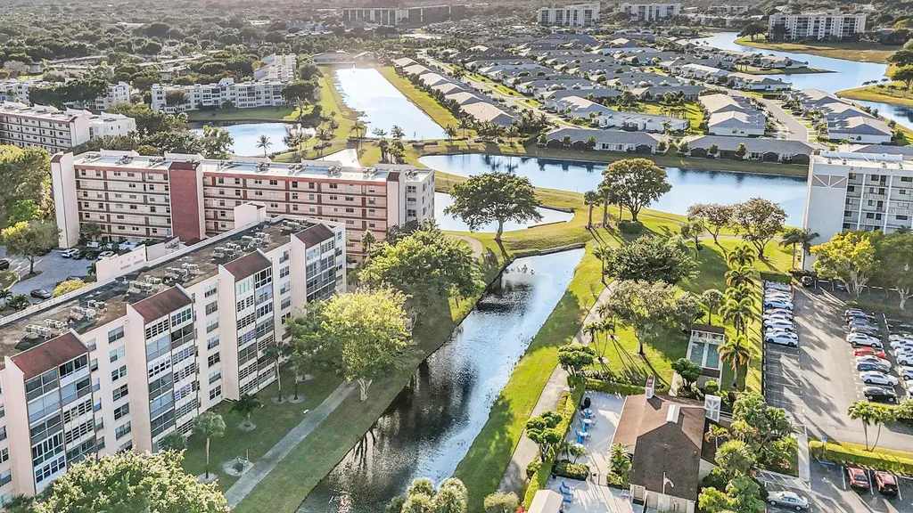 14527 Bonaire Boulevard Delray Beach FL 33446