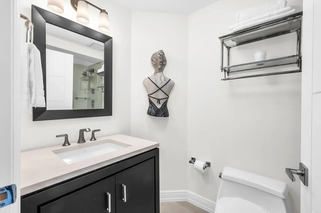 300 SE 5th Avenue Boca Raton FL 33432