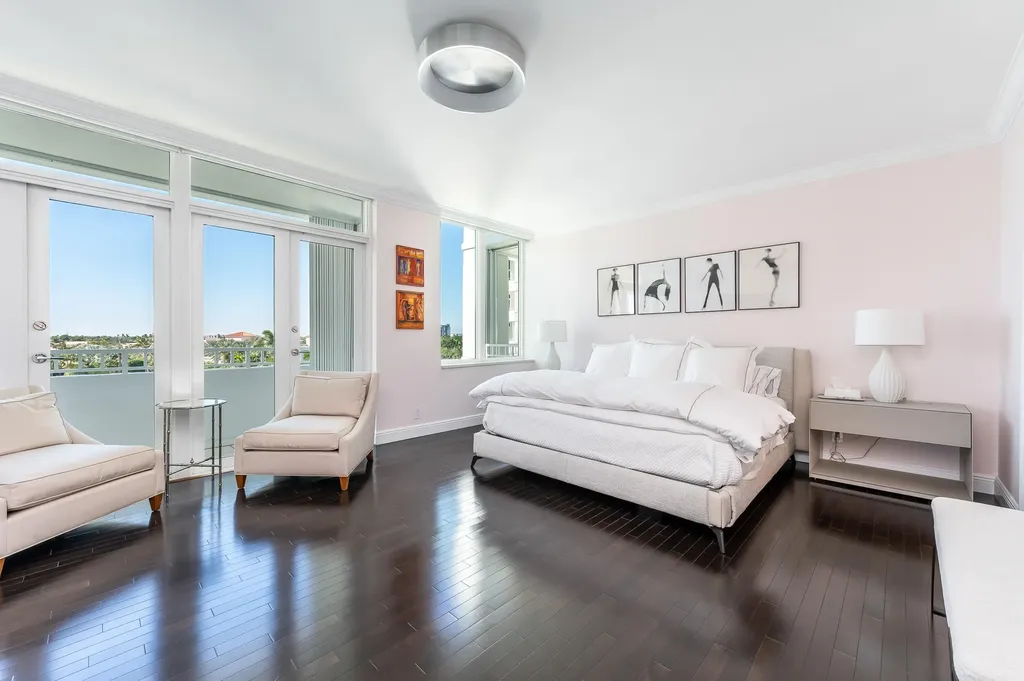300 SE 5th Avenue Boca Raton FL 33432