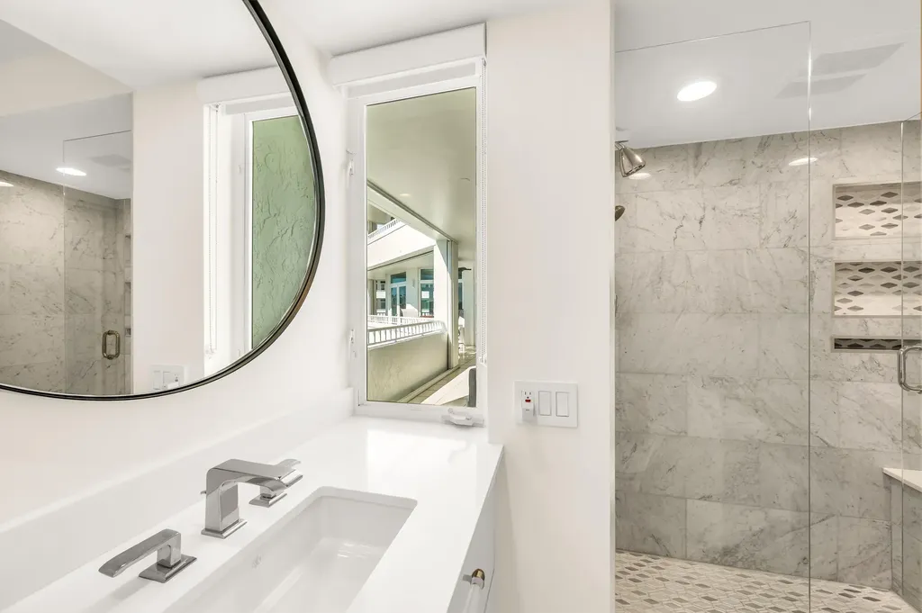 300 SE 5th Avenue Boca Raton FL 33432