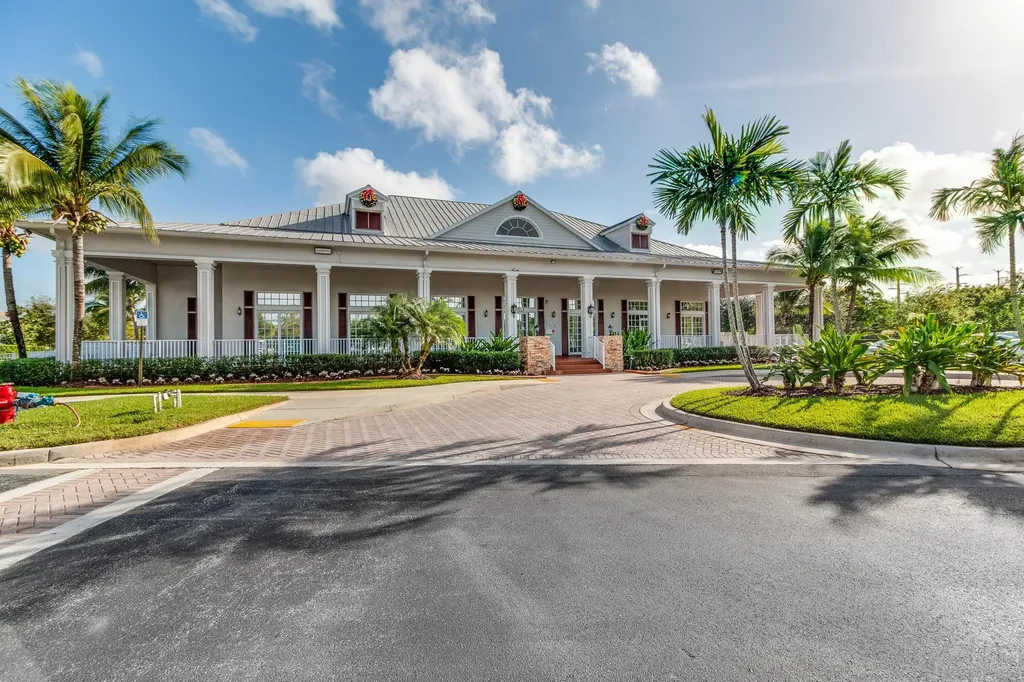 8948 New Hope Court Royal Palm Beach FL 33411