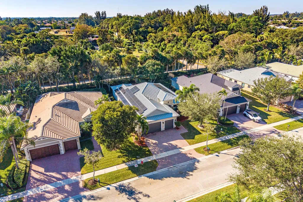 8948 New Hope Court Royal Palm Beach FL 33411