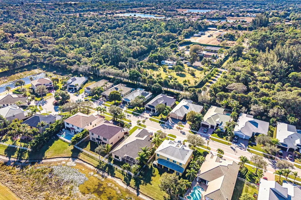 8948 New Hope Court Royal Palm Beach FL 33411