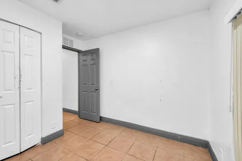 124 SW 10th Avenue Boynton Beach FL 33435