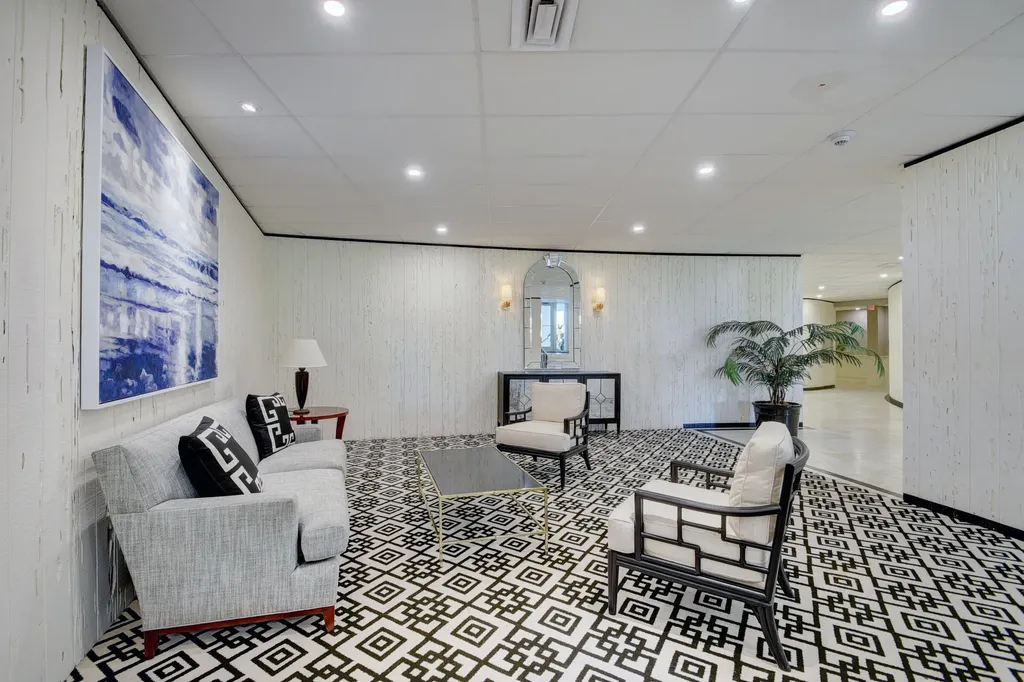 2295 S Ocean Boulevard Palm Beach FL 33480