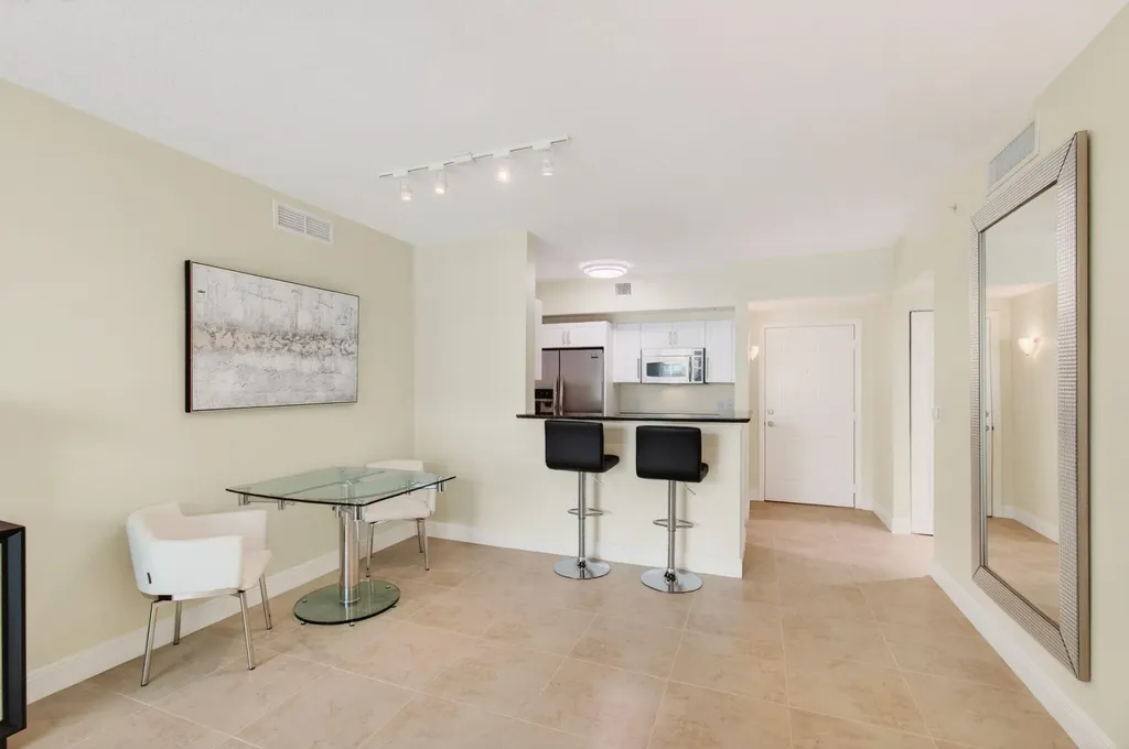 625 Casa Loma Boulevard Boynton Beach FL 33435