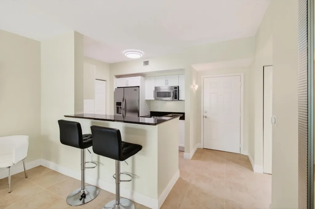 625 Casa Loma Boulevard Boynton Beach FL 33435
