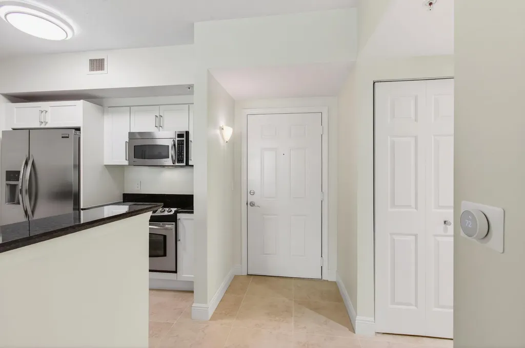 625 Casa Loma Boulevard Boynton Beach FL 33435