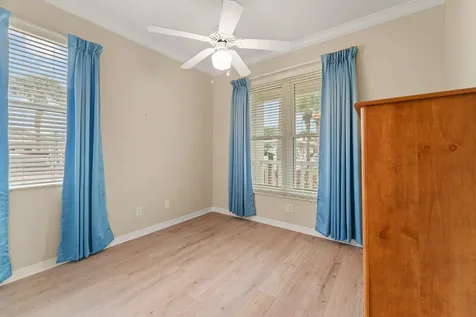 579 NW San Remo Circle Port St Lucie FL 34986