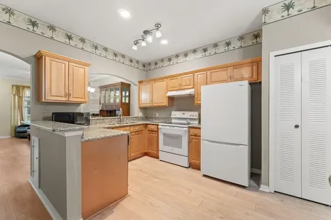 579 NW San Remo Circle Port St Lucie FL 34986
