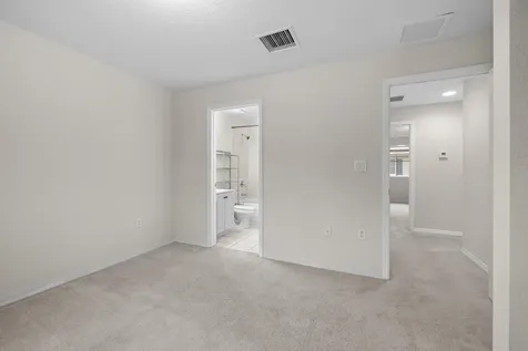 6052 SW 19th Street North Lauderdale FL 33068