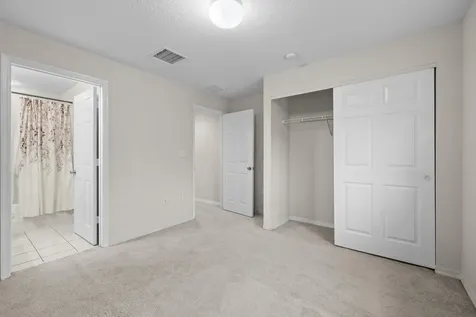 6052 SW 19th Street North Lauderdale FL 33068