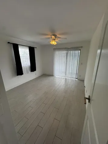 669 Monaco N Delray Beach FL 33446