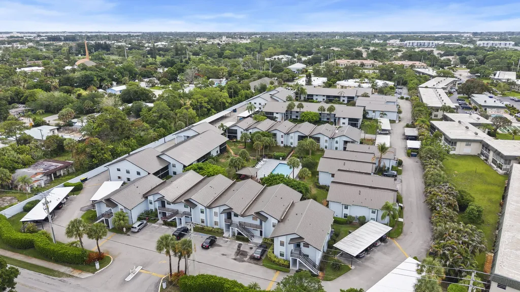 1811 SW Palm City Road Stuart FL 34994