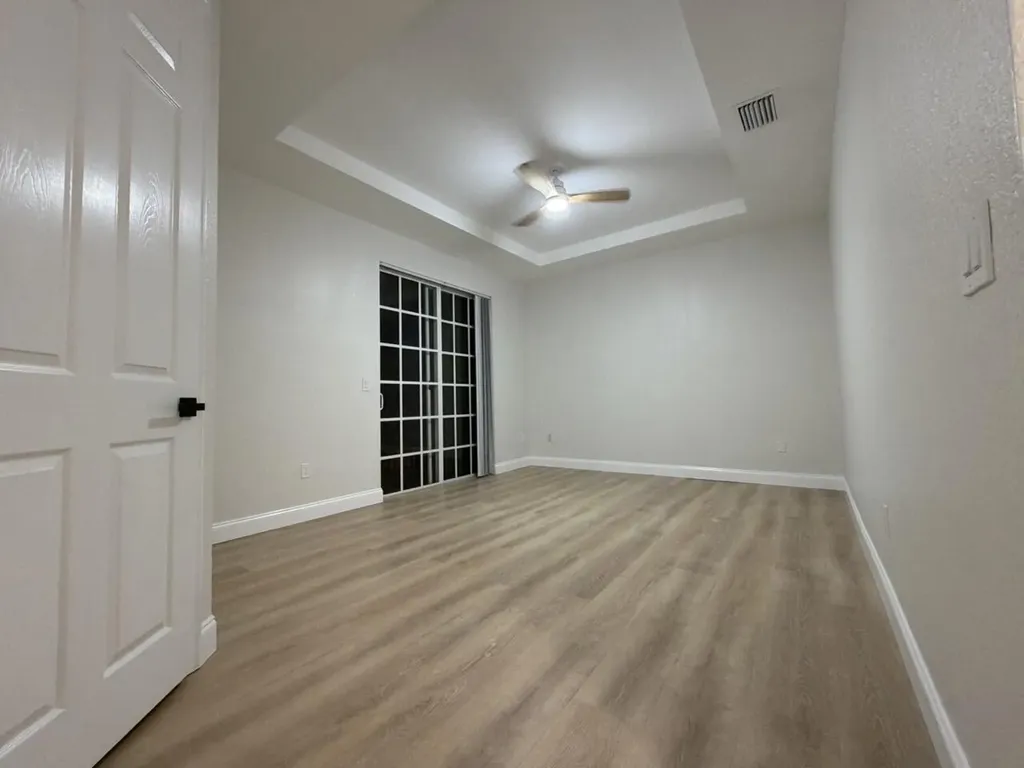 6268 S Military Trail Lake Worth FL 33463