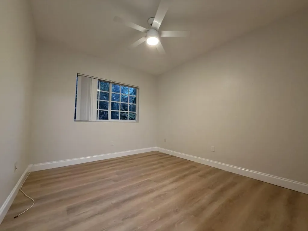 6268 S Military Trail Lake Worth FL 33463